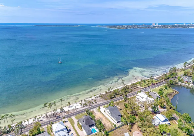3rd image of 1248 W Beach Dr, Panama City, FL 32401 | MLS# 789162
