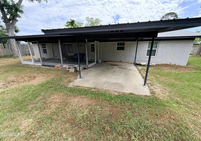 Homes for sale in Malone, FL | 5455 11th St, Malone, FL 32445 | MLS# 789168
