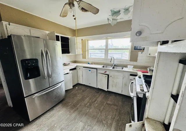 Photo 3 of Single family home for sale at 911 Cypress Ave, Panama City, FL 32401 | MLS# 789333 | Listing updated on 2026-05-30