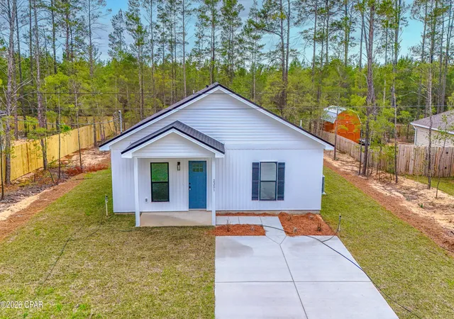 Homes for sale in Chipley, FL | 2351 Dumajack Rd, Chipley, FL 32428 | MLS# 789417