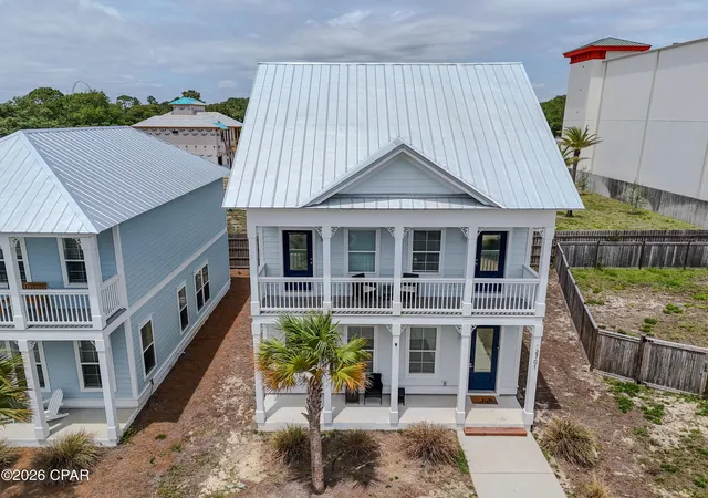 Photo 2 of Single family home for sale at 2701 Lagoon Manor Dr, Panama City, FL 32408 | MLS# 789730 | Listing updated on 2026-06-18