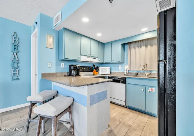 Photo 3 of Condo for sale at 9850 S Thomas Dr #606W, Panama City, FL 32408 | MLS# 789932 | Listing updated on 2026-06-11