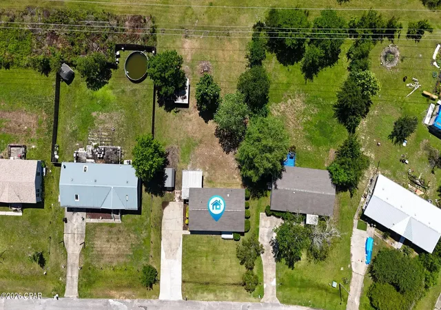 Photo 2 of Manufactured home for sale at 6013 Stockholm Ln, Panama City, FL 32404 | MLS# 789946 | Listing updated on 2026-06-25