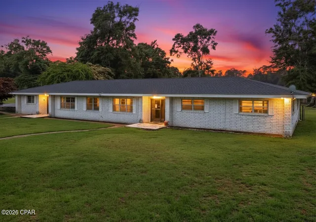 Homes for sale in Chipley, FL | 1482 Main St, Chipley, FL 32428 | MLS# 790006