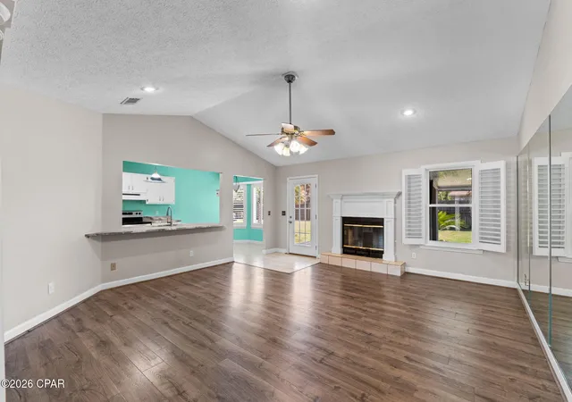 4th image of 1513 E 9Th St, Lynn Haven, FL 32444 | MLS# 790007