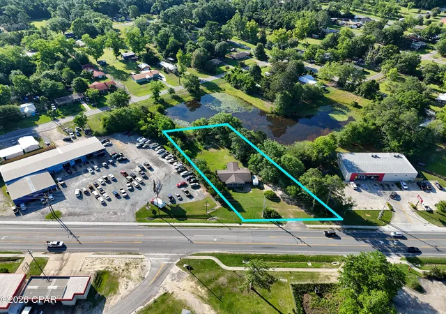 Homes for sale in Chipley, FL | 1153 Main St, Chipley, FL 32428 | MLS# 790061