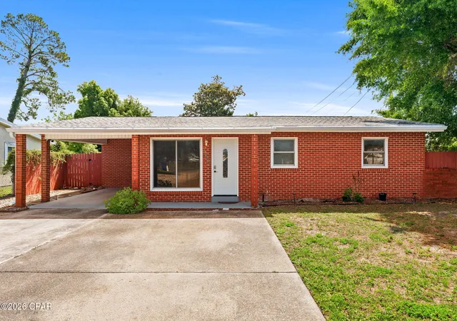 Photo 1 of Single family home for sale at 1900 Beck Ave, Panama City, FL 32405 | MLS# 790063 | Listing updated on 2026-10-05