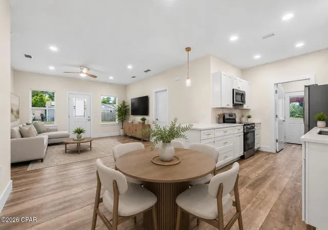 4th image of 2201 E 6Th St, Panama City, FL 32401 | MLS# 790088