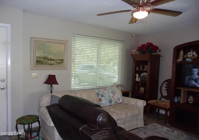 4th image of 3330 Rolling Hills Cir #B, Bonifay, FL 32425 | MLS# 790118