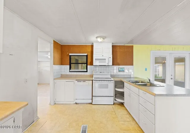 4th image of 204 Carolina Dr, Mexico Beach, FL 32456 | MLS# 790248