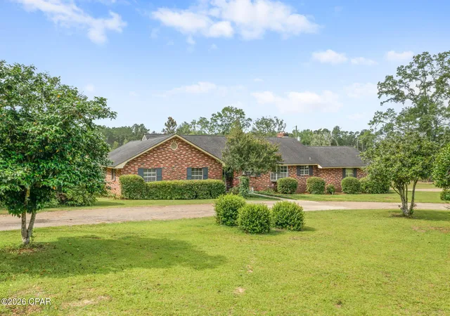Homes for sale in Chipley, FL | 1012 Carlisle Rd, Chipley, FL 32428 | MLS# 790323