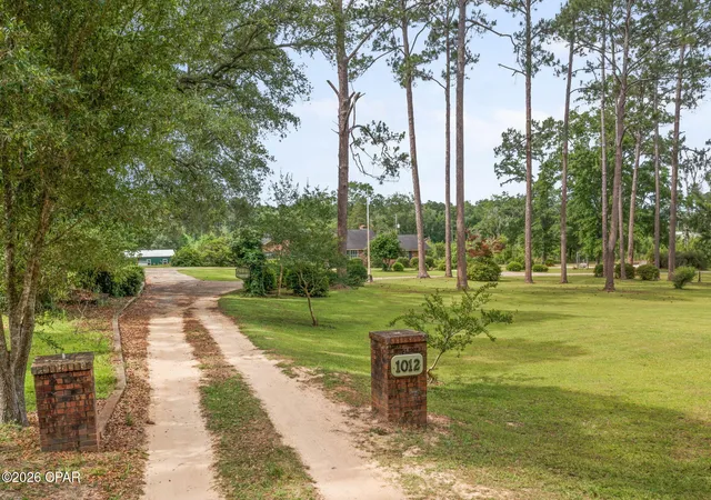 Homes for sale in Chipley, FL | 1012 Carlisle Rd, Chipley, FL 32428 | MLS# 790323
