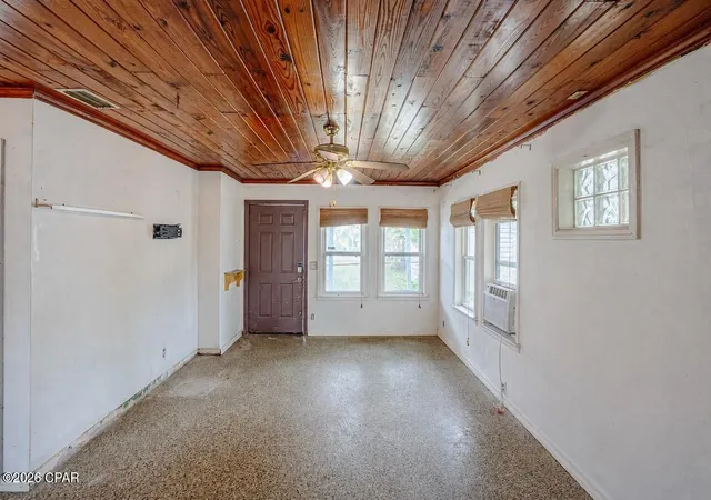 Photo 3 of Single family home for sale at 117 Christmas Tree Ln, Panama City Beach, FL 32413 | MLS# 790366 | Listing updated on 2026-06-24