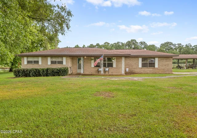 Homes for sale in Graceville, FL | 3701 Hwy 2, Graceville, FL 32440 | MLS# 790418