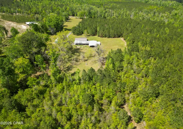 Homes for sale in Chipley, FL | 2527 Frost Ln, Chipley, FL 32428 | MLS# 790591