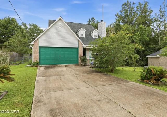 Homes for sale in Crestview, FL | 105 Eastview Dr, Crestview, FL 32536 | MLS# 790618