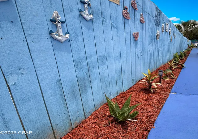 Listing Photo 4 - Condo for sale in building located at 5220 Bch Dr, Panama City, FL 32408