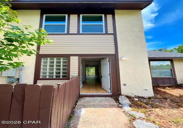 Photo 2 of Townhouse for sale at 1730 Mallard Dr #F, Panama City, FL 32404 | MLS# 790890 | Listing updated on 2026-06-11