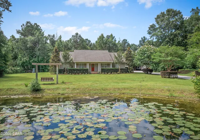 Homes for sale in Vernon, FL | 2959 Hwy 277, Vernon, FL 32462 | MLS# 790931