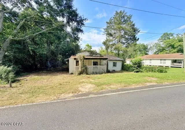 5th image of 509 W North Ave, Bonifay, FL 32425 | MLS# 791167