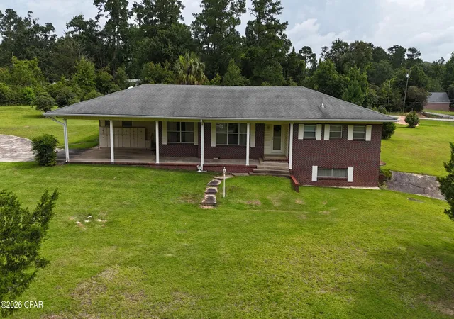 Homes for sale in Bonifay, FL | 409 E Wisconsin Ave, Bonifay, FL 32425 | MLS# 791236