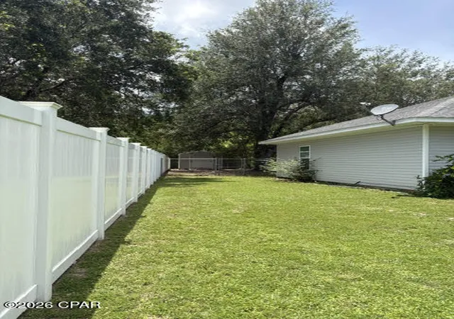 5th image of 191 Castlewood Ln, Wewahitchka, FL 32465 | MLS# 791393