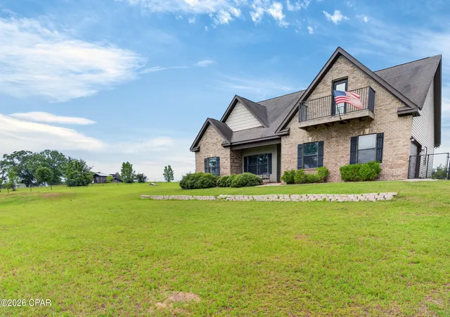 Homes for sale in Bonifay, FL | 3558 Seminole Ln, Bonifay, FL 32425 | MLS# 791429