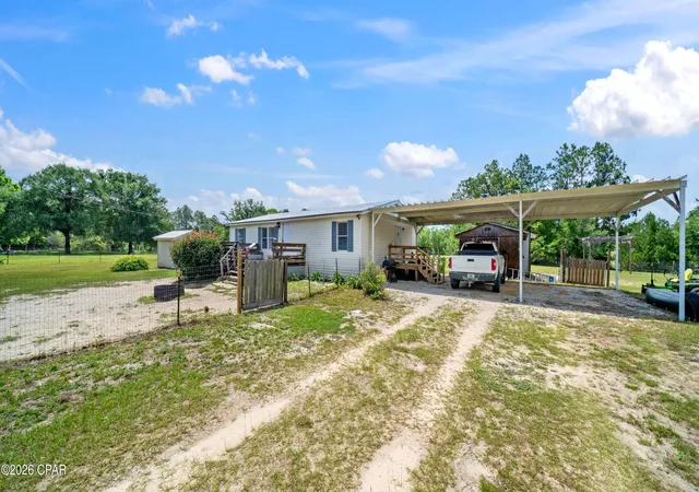 Homes for sale in Vernon, FL | 14113 Helms St, Vernon, FL 32462 | MLS# 791466