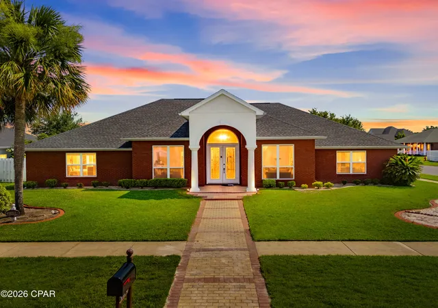 1st image of 121 Cottonwood Cir, Lynn Haven, FL 32444 | MLS# 791743