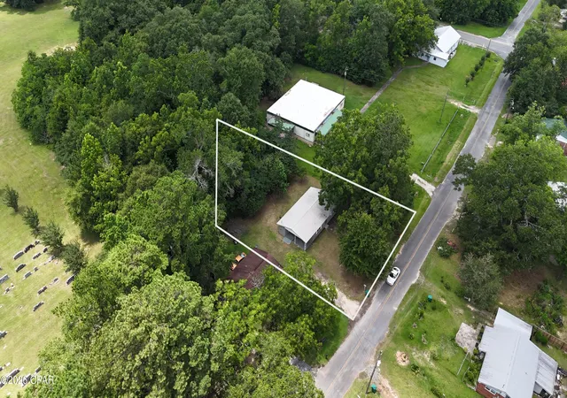 Homes for sale in Graceville, FL | 5437 Pearl St, Graceville, FL 32440 | MLS# 791797