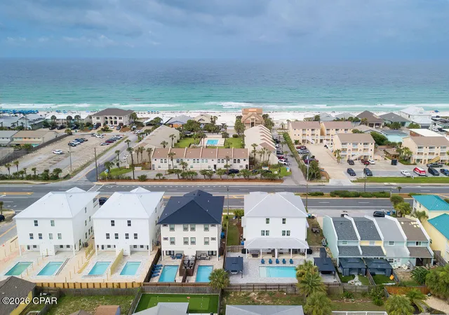 3rd image of 5237 Thomas Dr, Panama City, FL 32408