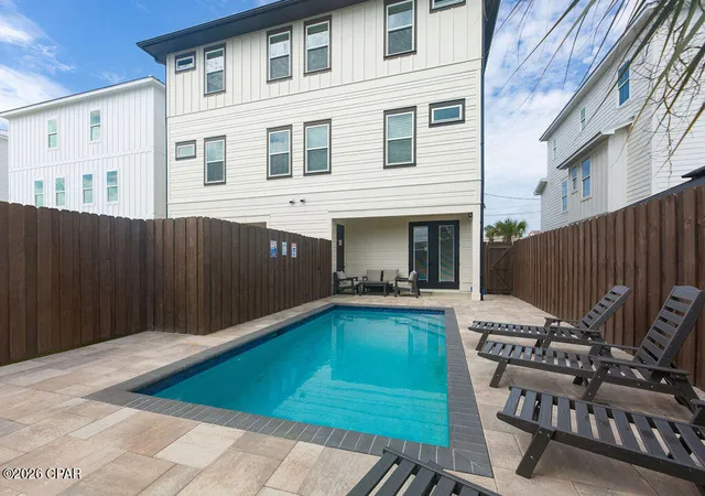 2nd image of 5237 Thomas Dr, Panama City, FL 32408