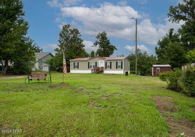 3rd image of 10447 Miller Cir, Youngstown, FL 32466 | MLS# 791847