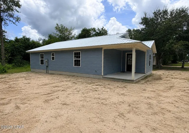 2nd image of 6636 Grande Oak Loop, Grand Ridge, FL 32442 | MLS# 791868