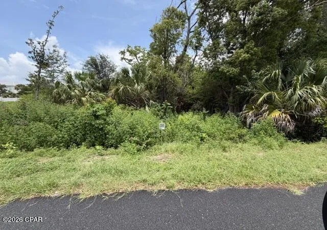2nd image of 10 Ponce De Leon St, Port Saint Joe, FL 32456 | MLS# 791908