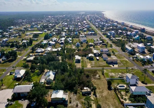 8th image of 10 Ponce De Leon St, Port Saint Joe, FL 32456 | MLS# 791908