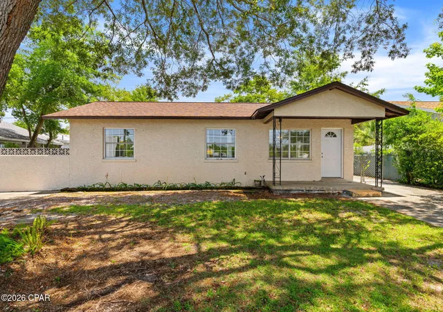 Photo 2 of Single family home for sale at 920 Mulberry Ave, Panama City, FL 32401 | MLS# 791920 | Listing updated on 2026-06-26