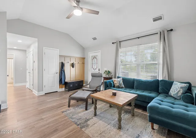 3rd image of 3933 Gravelle Dr, Panama City, FL 32409 | MLS# 791964