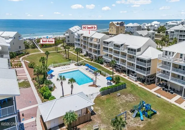 4th image of 642 Seacliff Dr #C-17, Port Saint Joe, FL 32456 | MLS# 791995