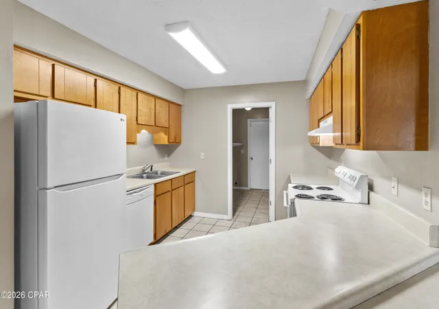 Photo 3 of Single family home for sale at 230 Collinfurst Sq, Panama City, FL 32404 | MLS# 792053 | Listing updated on 2026-07-01