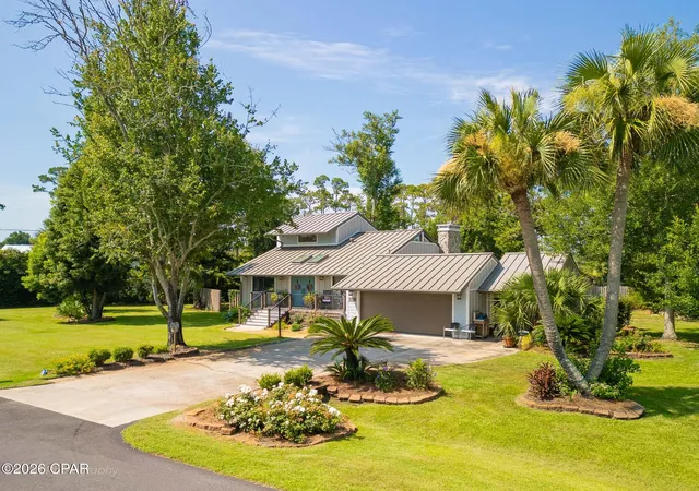 1st image of 302 Dupont Dr, Port Saint Joe, FL 32456 | MLS# 792056