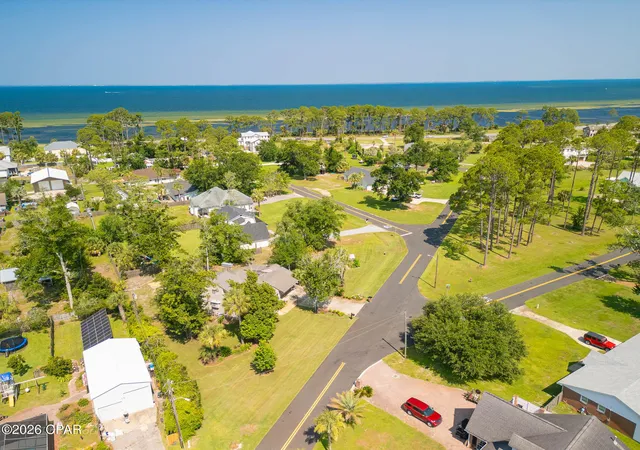 32nd image of 302 Dupont Dr, Port Saint Joe, FL 32456 | MLS# 792056
