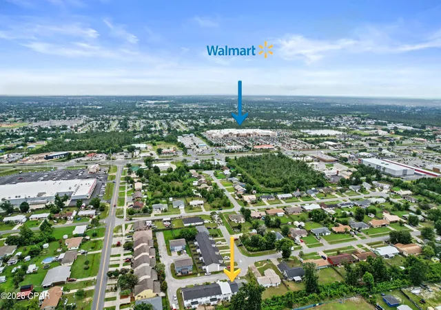 2nd image of 102 Pattho Ln #B, Lynn Haven, FL 32444 | MLS# 792077