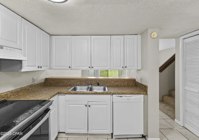 5th image of 102 Pattho Ln #B, Lynn Haven, FL 32444 | MLS# 792077
