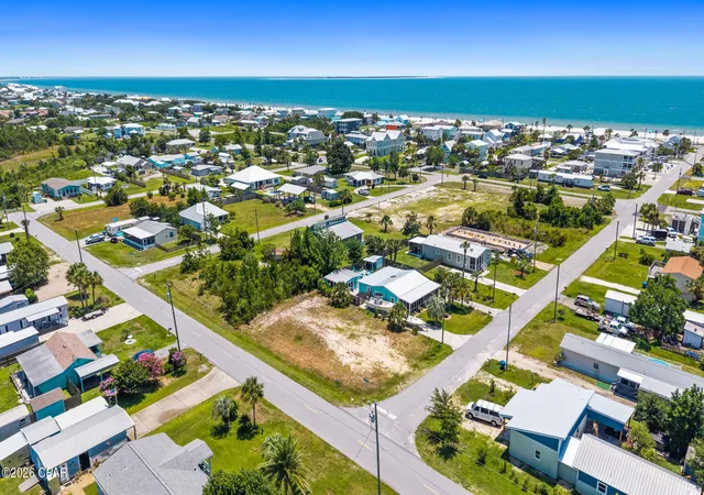 3rd image of 210 4Th St, Port Saint Joe, FL 32456 | MLS# 792133