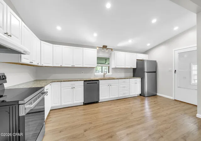 Photo 2 of Single family home for sale at 1813 Bayview Ave, Panama City, FL 32405 | MLS# 792185 | Listing updated on 2026-07-15