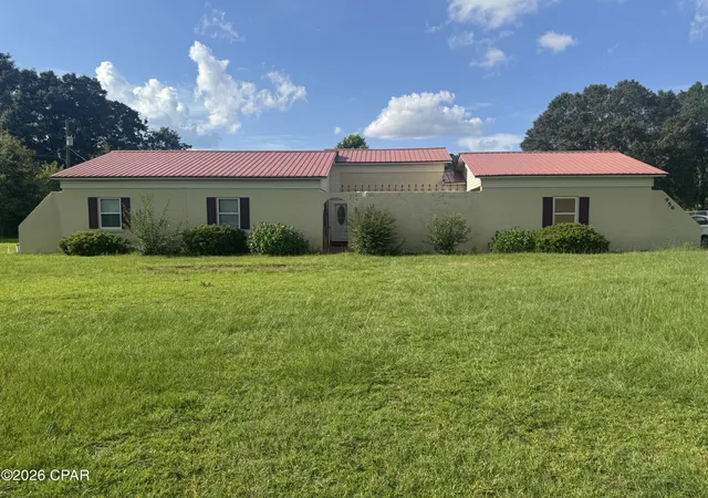 Homes for sale in Graceville, FL | 956 Everett Rd, Graceville, FL 32440 | MLS# 792309