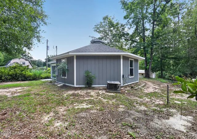 Homes for sale in Bonifay, FL | 2757 Muir Ln, Bonifay, FL 32425 | MLS# 792329