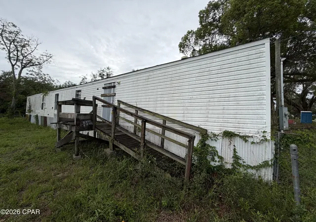 Photo 2 of Manufactured home for sale at 132 Central Ave, Panama City, FL 32401 | MLS# 792662 | Listing updated on 2026-07-14