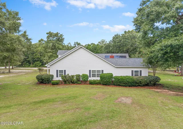 Homes for sale in Chipley, FL | 660 Hwy 273, Chipley, FL 32428 | MLS# 792688